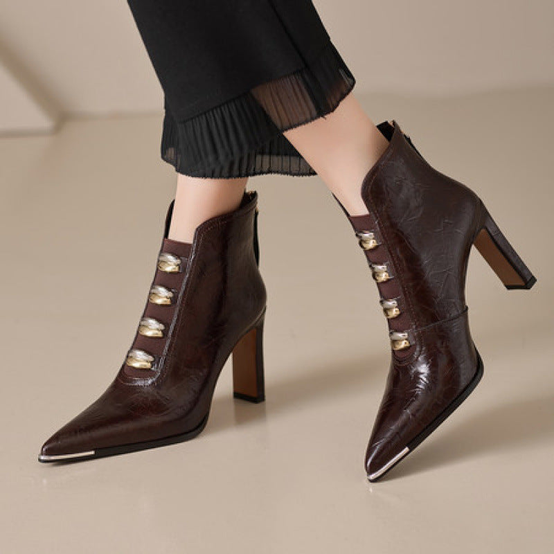 Bottes courtes en satin à bout pointu et talon carré pour femme – Talon ultra haut