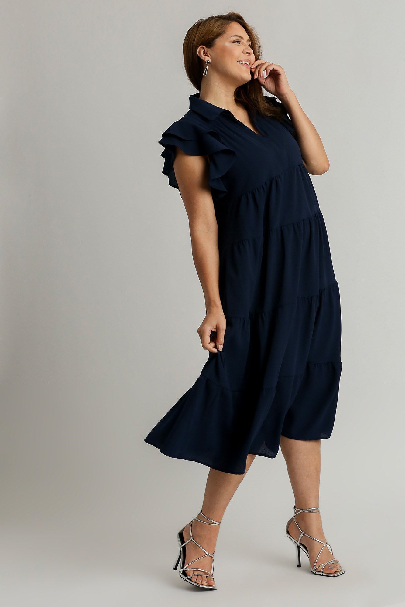 Robe féminine classique à manches volantées bleu marine grande taille mode douce