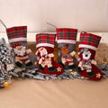 Lot de 4 : Chaussettes de Noël créatives style poupée