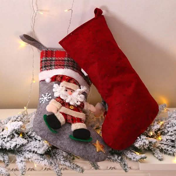 Lot de 4 : Chaussettes de Noël créatives style poupée