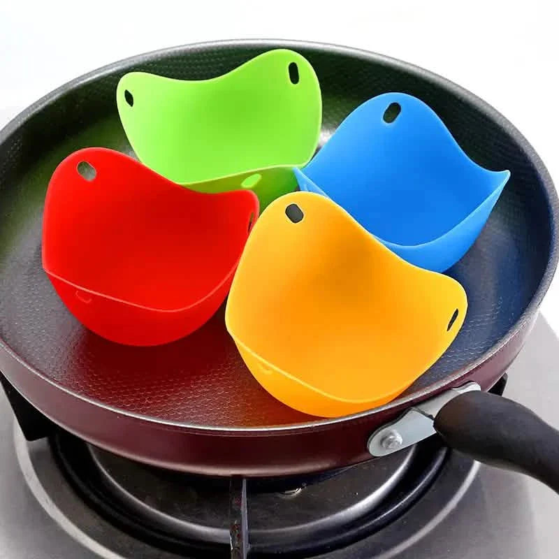 Lot de 4 : Cuiseur à œufs en silicone
