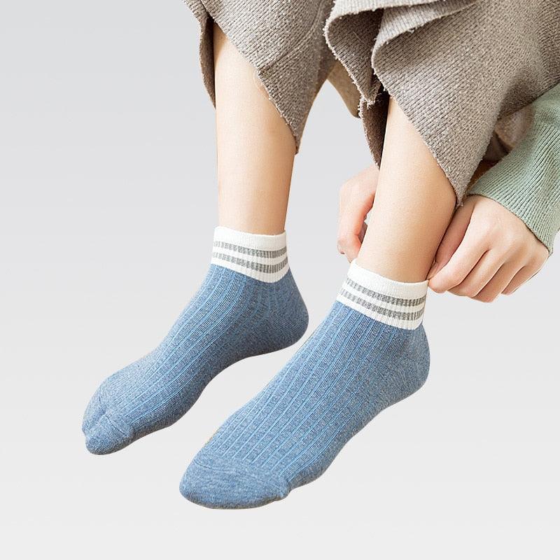 Lot de 4 paires de chaussettes fantaisie en coton antidérapant, invisibles, pour femme, motif cœur brodé, printemps, décontractées et amusantes