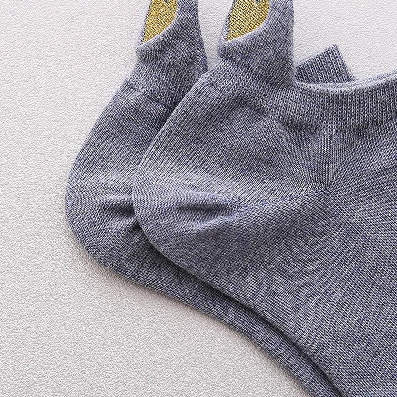 Lot de 4 paires de chaussettes fantaisie en coton antidérapant, invisibles, pour femme, motif cœur brodé, printemps, décontractées et amusantes