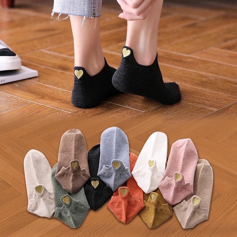 Lot de 4 paires de chaussettes fantaisie en coton antidérapant, invisibles, pour femme, motif cœur brodé, printemps, décontractées et amusantes