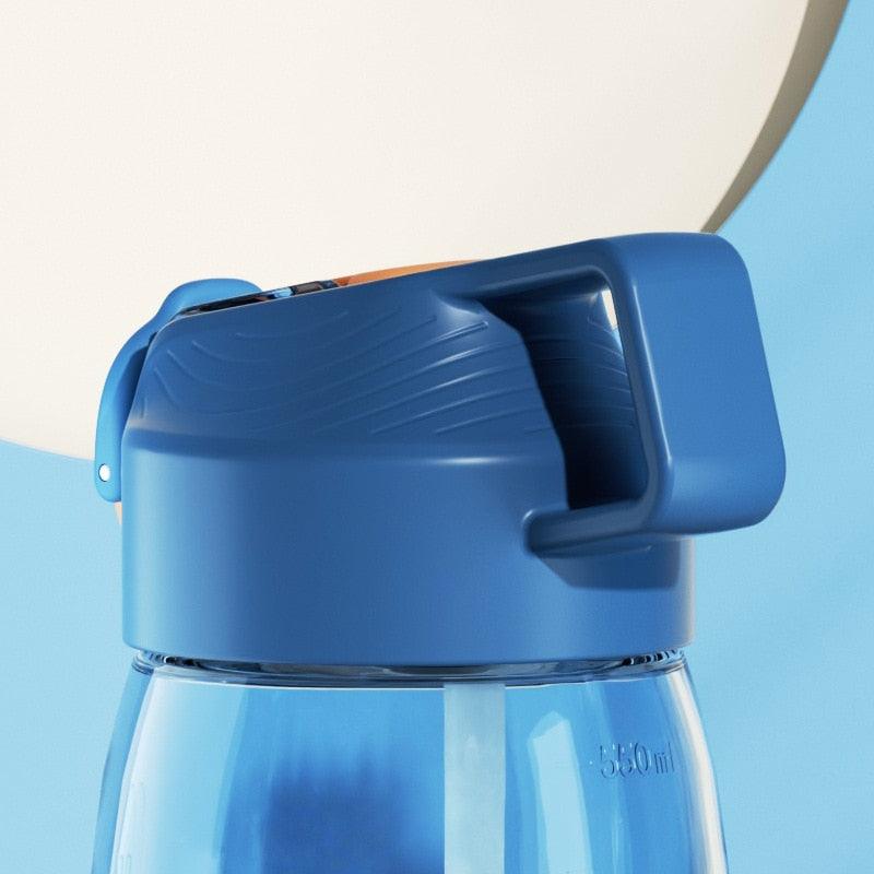 Bouteille d'eau pour enfants en matériau de haute qualité 400 ml/550 ml avec paille, étanche, sans BPA, en plastique durable, mignonne, avec bec verseur, pour enfants - Bouteille d'eau anti-fuite avec dessin animé pour enfants