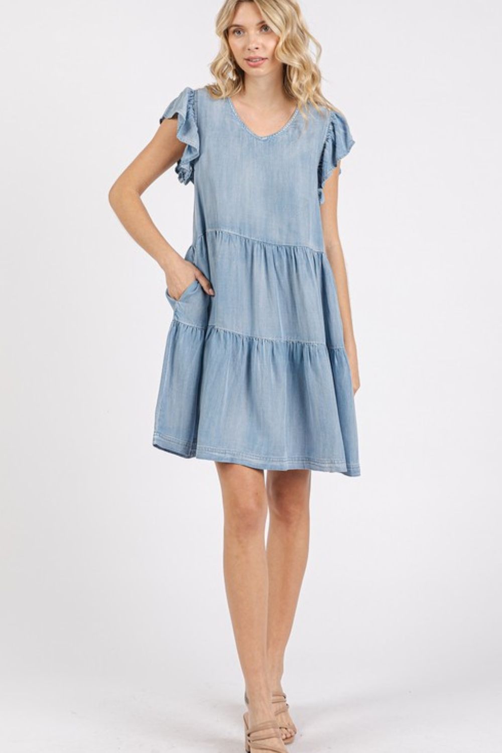 Nouvelle Robe Mini à Volants et Manches Courtes à Col en V pour Femme – Style Léger, Tendance, Féminin, Élégant et Ludique