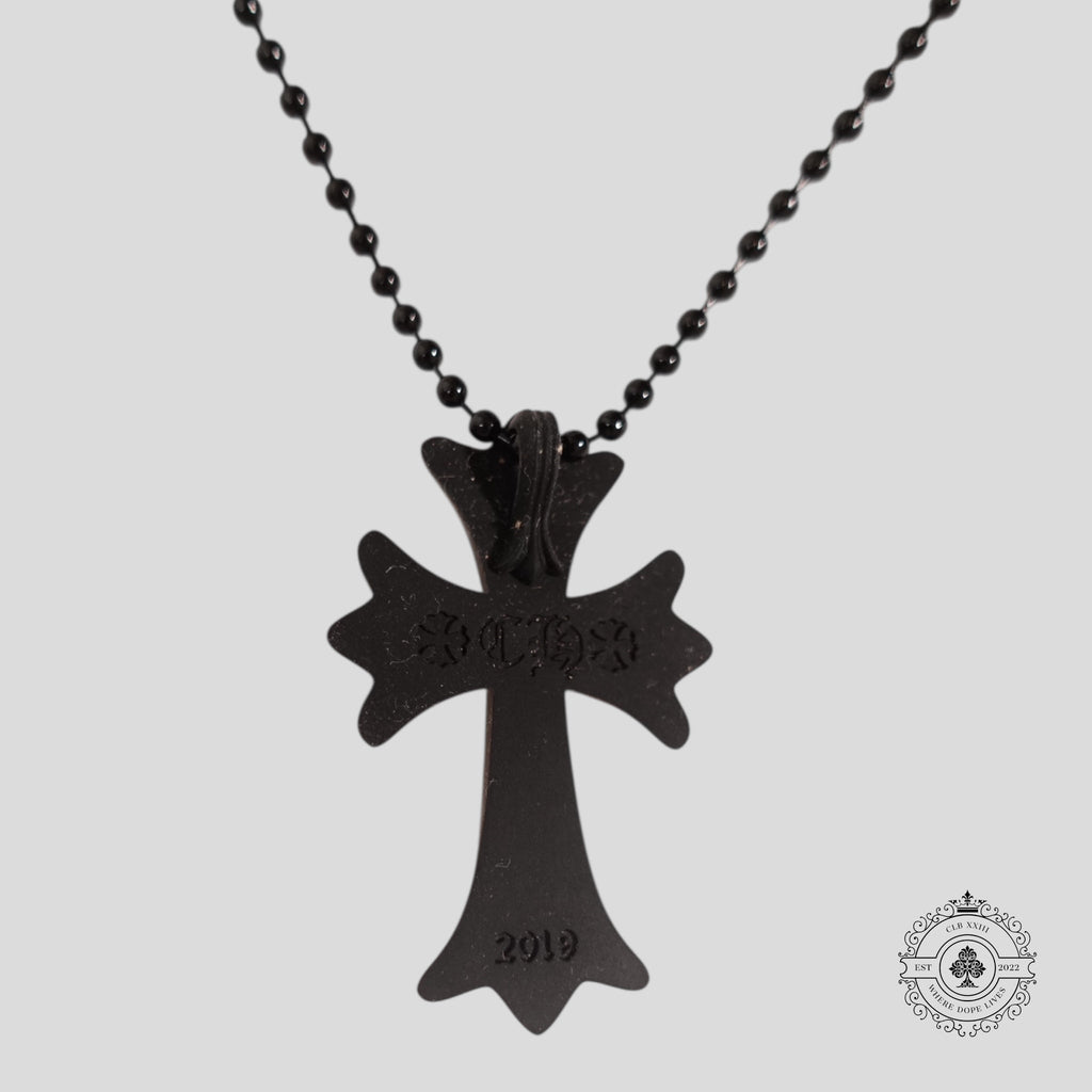 Collier Chrome Hearts croix en silicone noir