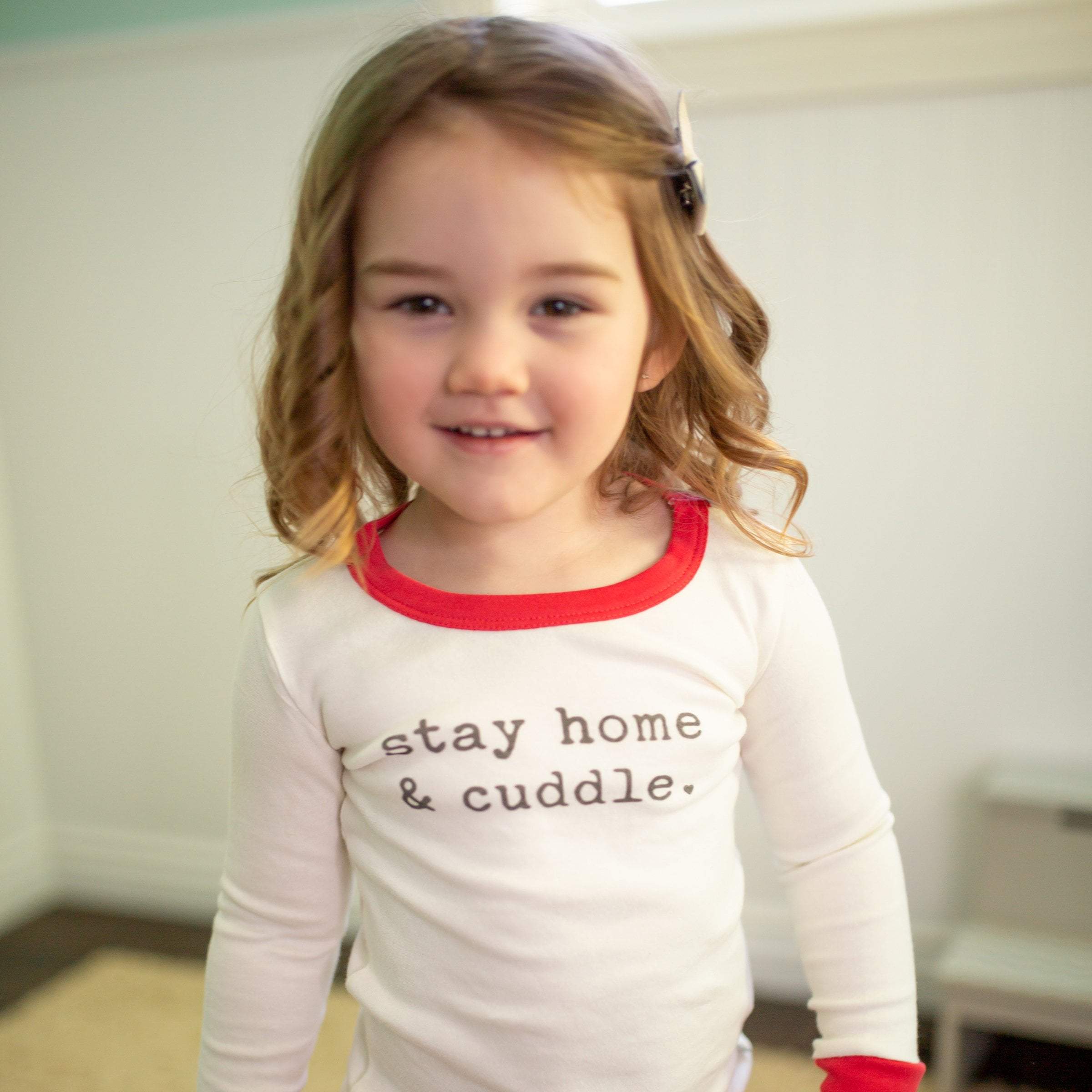 pyjama | reste à la maison et câline
