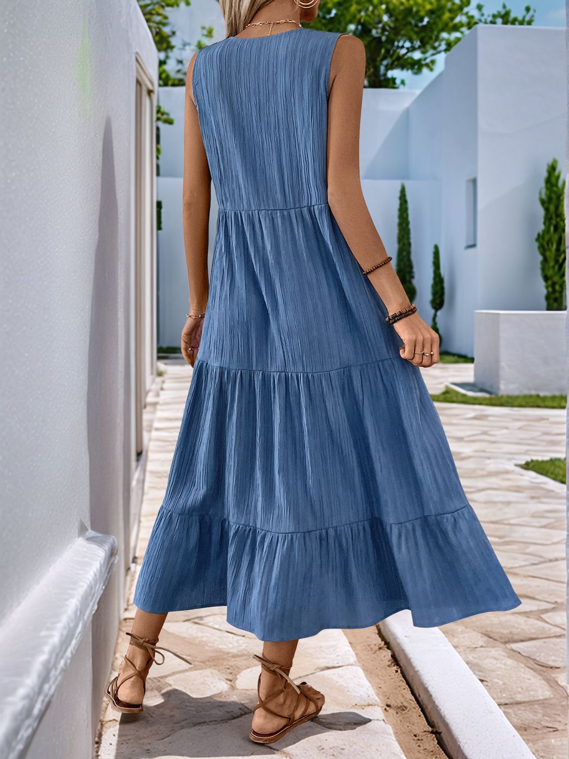 Robe longue sans manches crantée à boutons bleu poudré décorative Style élégant et féminin Pour femmes