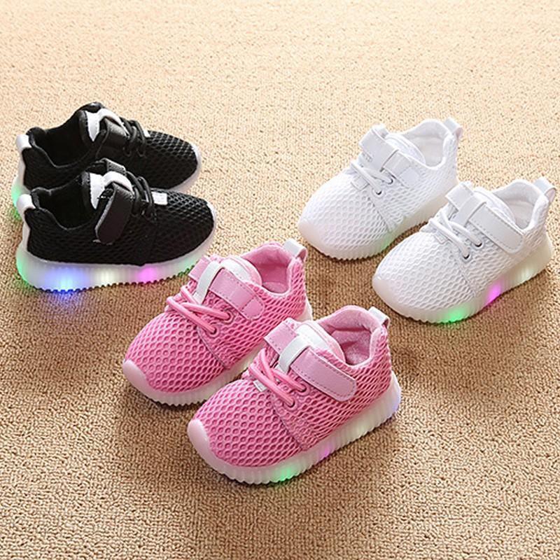 Chaussures LED Bébé Enfant 1-3-6 Ans Semelle Souple Respirantes Haute Qualité
