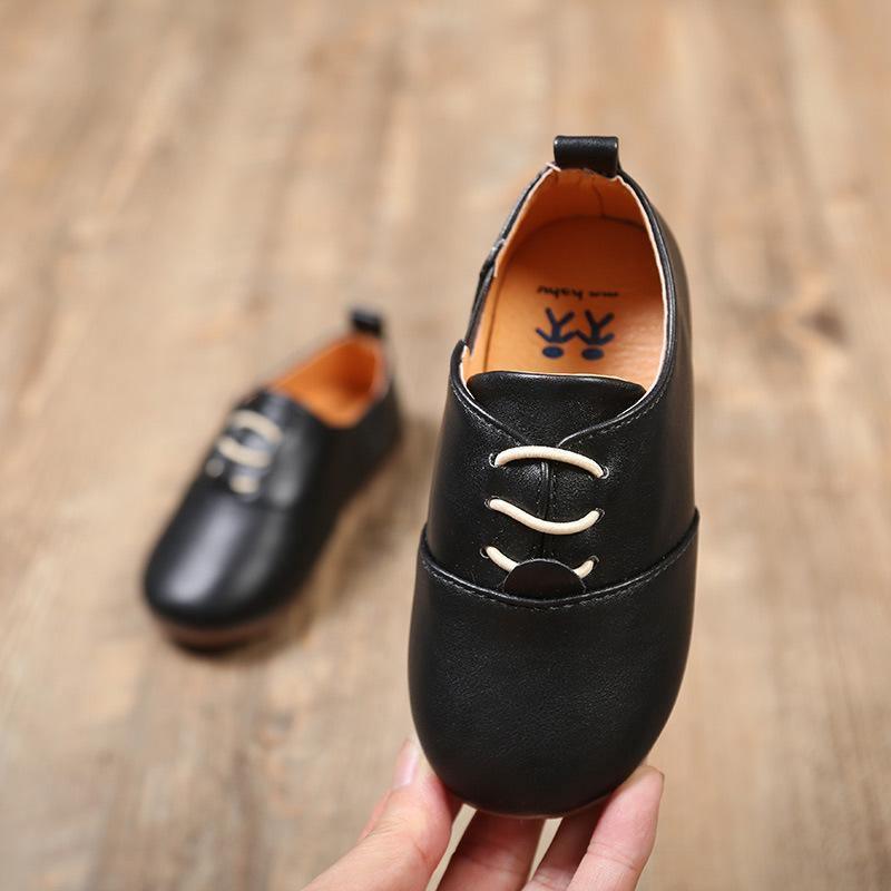 Chaussures en cuir de luxe pour enfants printemps et automne Chaussures durables pour garçons et filles Chaussures décontractées pour premiers pas