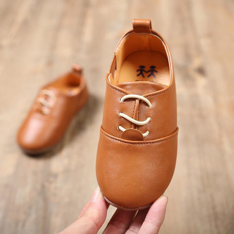 Chaussures en cuir de luxe pour enfants printemps et automne Chaussures durables pour garçons et filles Chaussures décontractées pour premiers pas