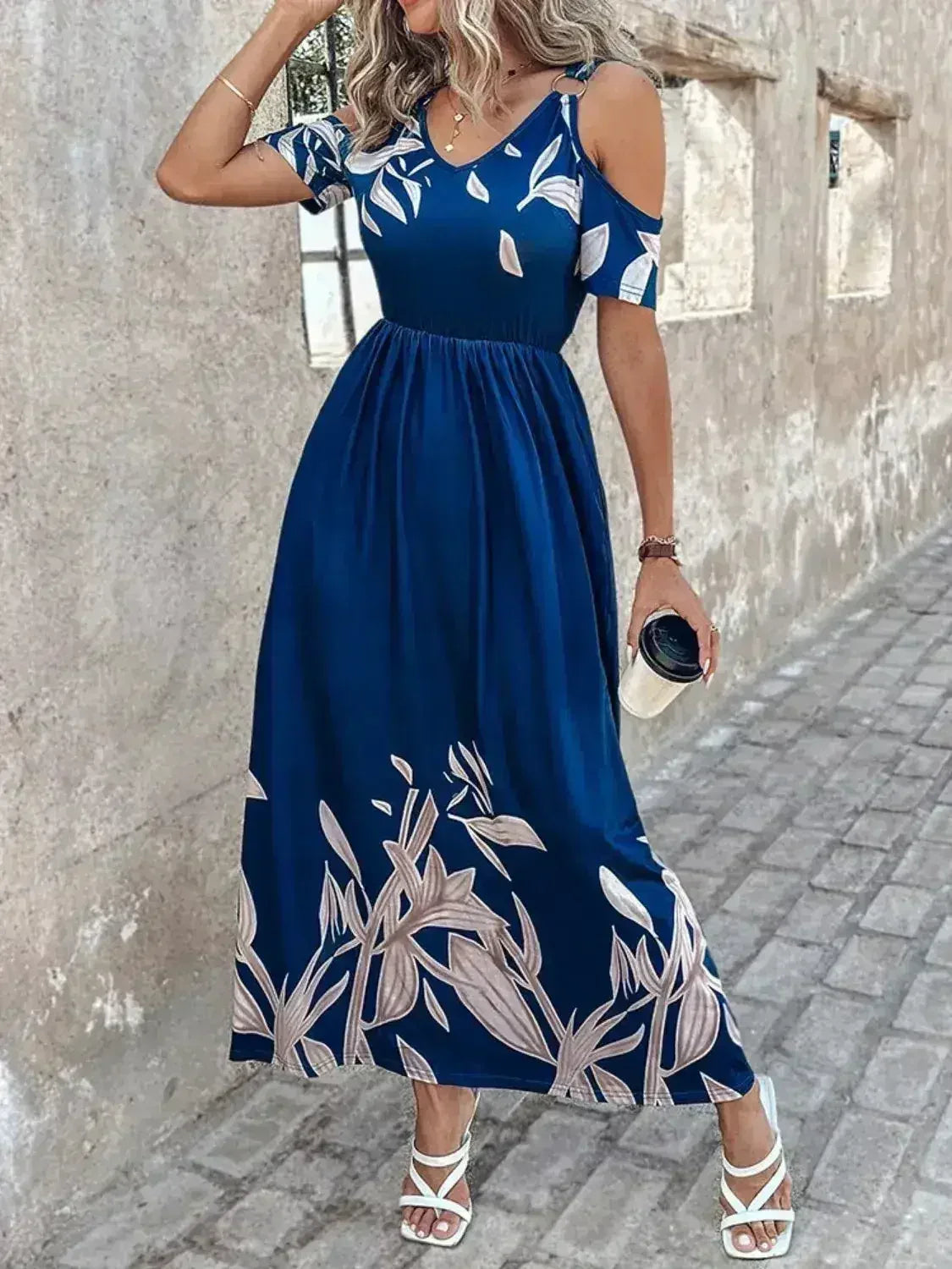 Robe imprimée à épaules dénudées