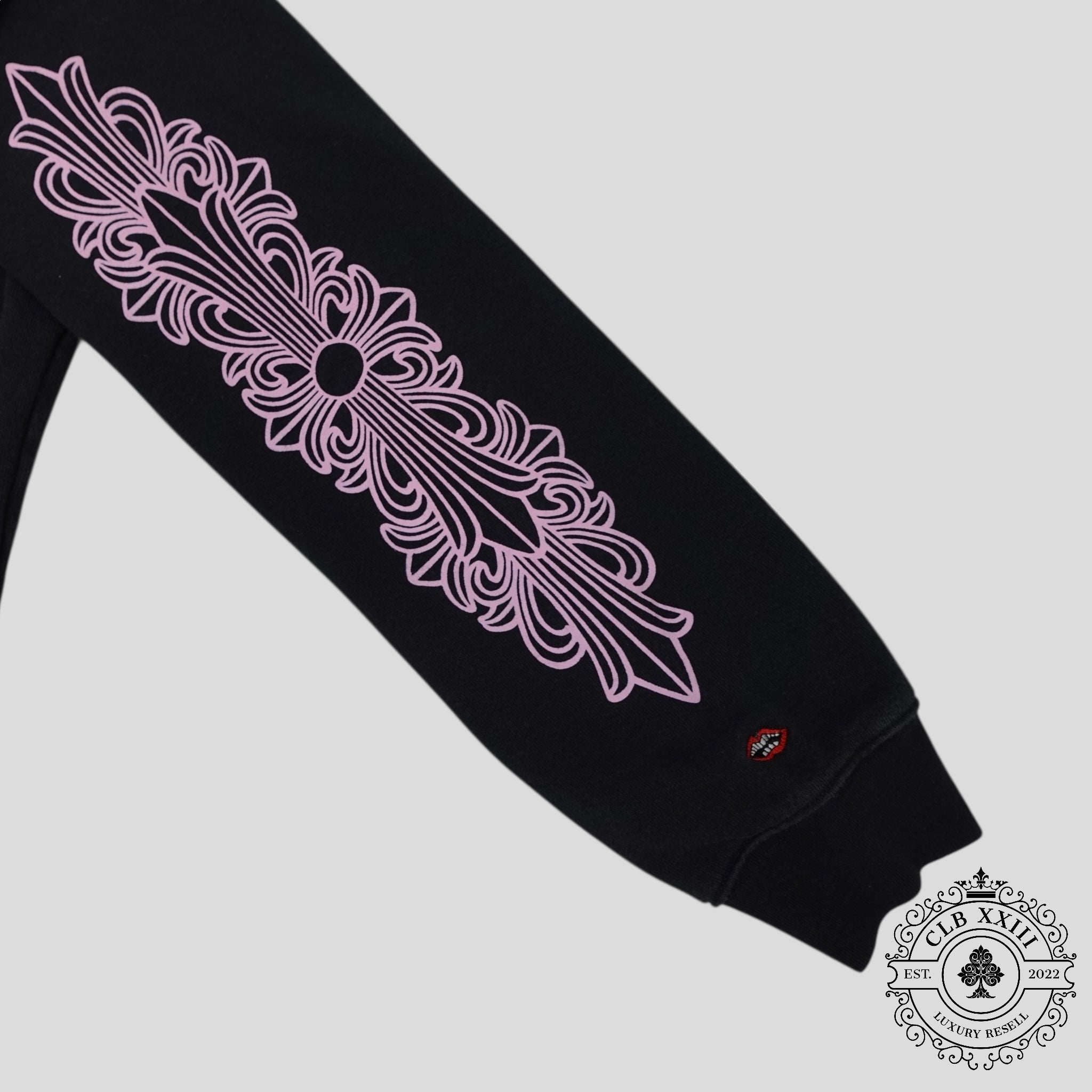 Chrome Hearts Floral Sleeve Crewneck en Noir / Rose