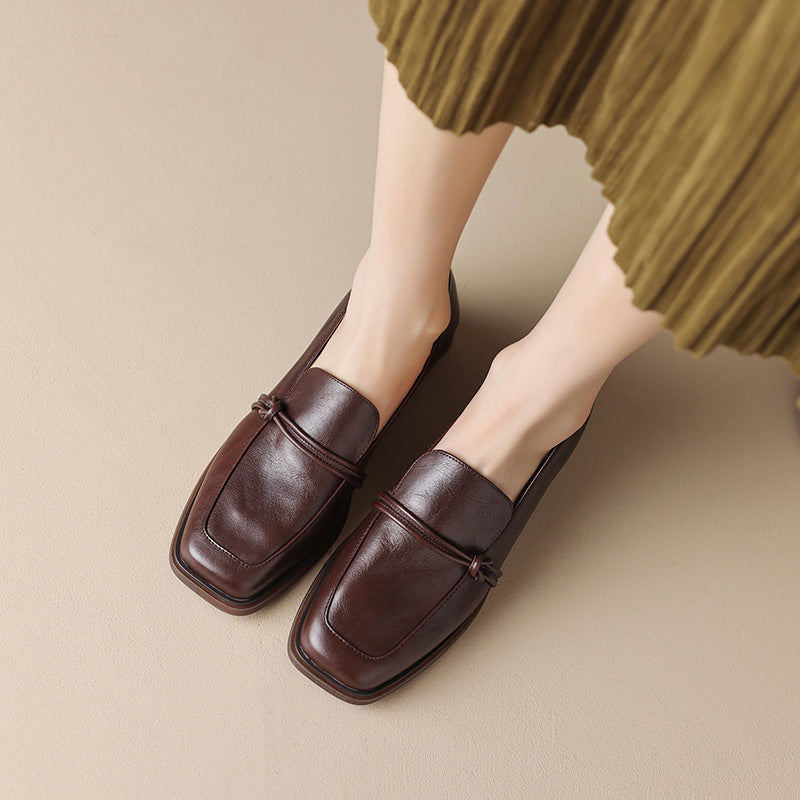 Chaussures en cuir rétro minimalistes à talon mi-haut pour femme