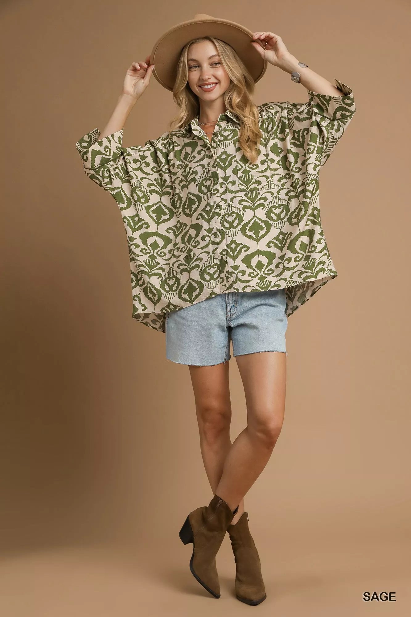 Chemise boutonnée ample à imprimé abstrait Umgee