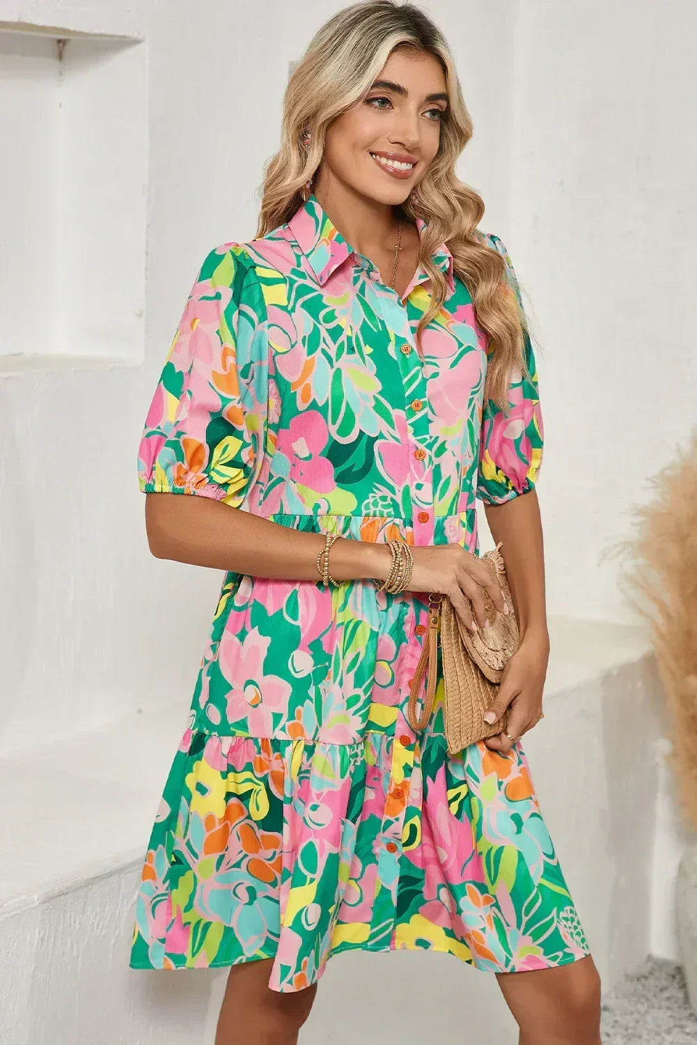 Robe Babydoll Boutonnée à Manches Bouffantes Florales Vertes