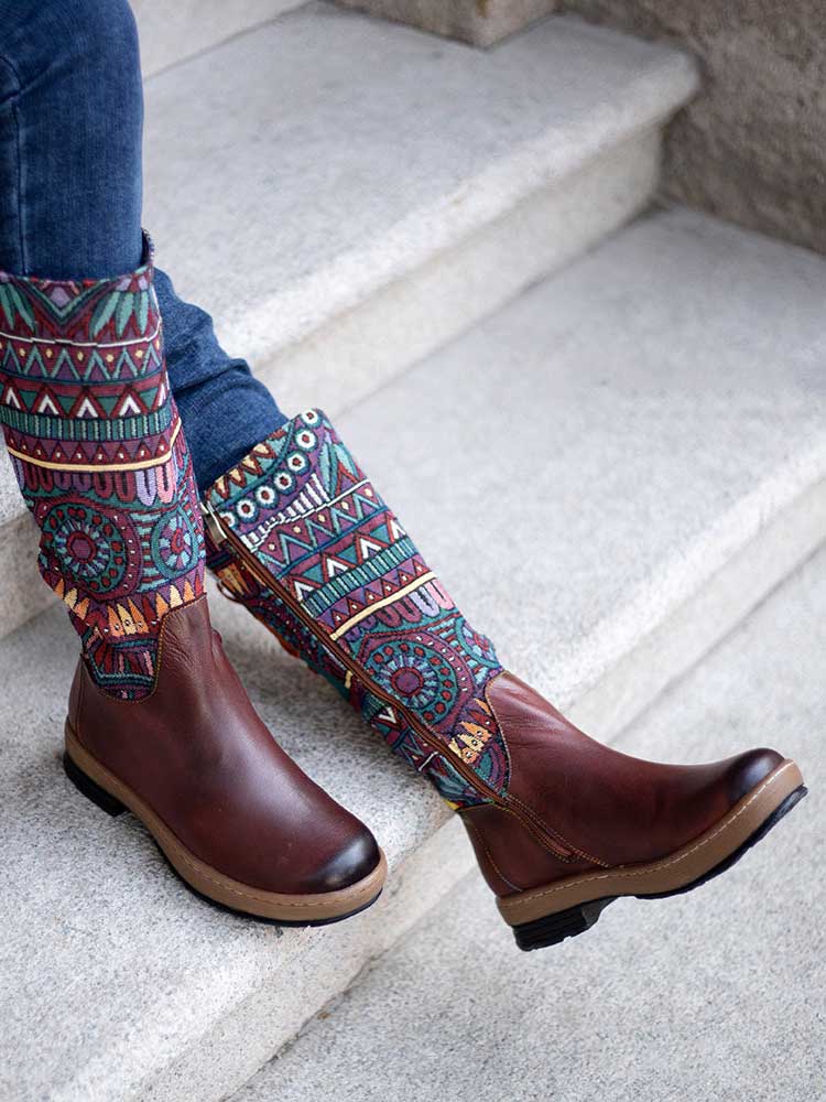 Bottes hautes à motif d'épissure en cuir style bohème