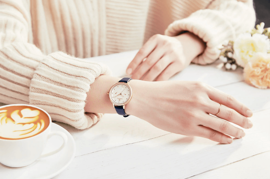 Montre de luxe élégante pour femme avec double zircon et deux chronomètres jour et date