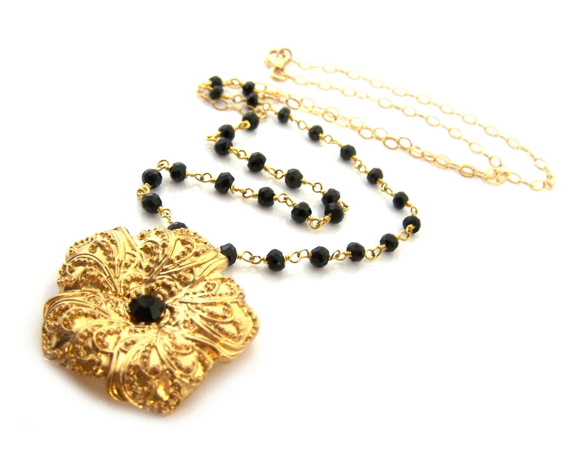 Collier en or rempli en fil enroulé, inspiré vintage, orné, en pierre précieuse onyx noir fleur d'or, pièce unique
