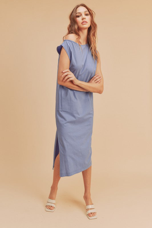 Robe Midi Élégante sans Manches à Col Rond et Fente Latérale – Polyvalente, Chic et Intemporelle, avec Fentes Latérales et Conception sans Manches pour un Style Sans Effort