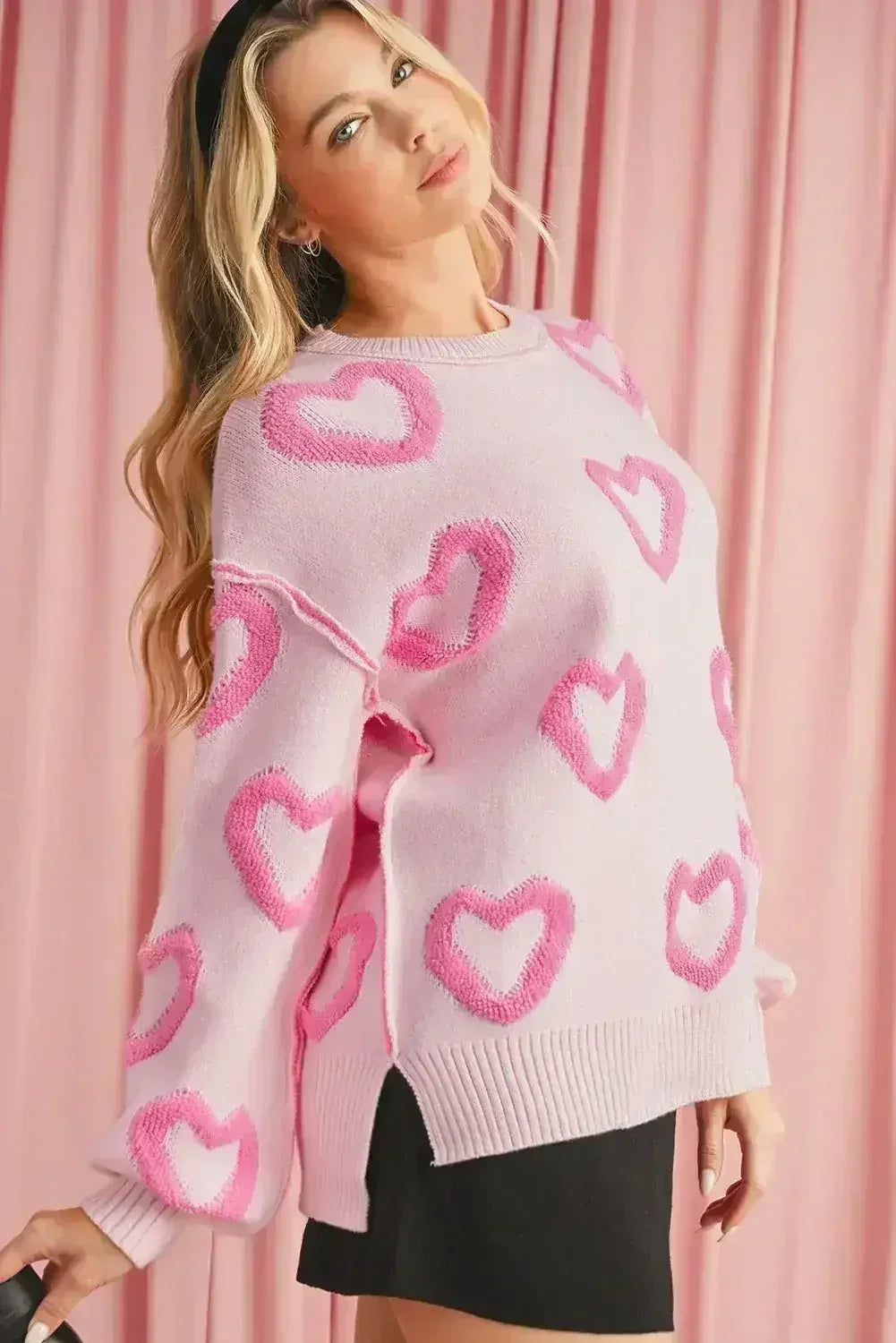 Pull ample en maille à manches bouffantes et cœur rose