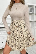 Robe imprimée à col montant noué | Manches longues croisées | Femstylo