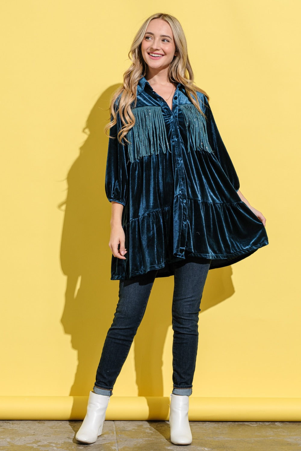 Robe Chemise en Velours Détaillée à Franges – Robe Chemise en Velours, Robe Détaillée à Franges, Robe Chemise Luxueuse, Robe en Velours Élégante, Robe à Franges Ludique
