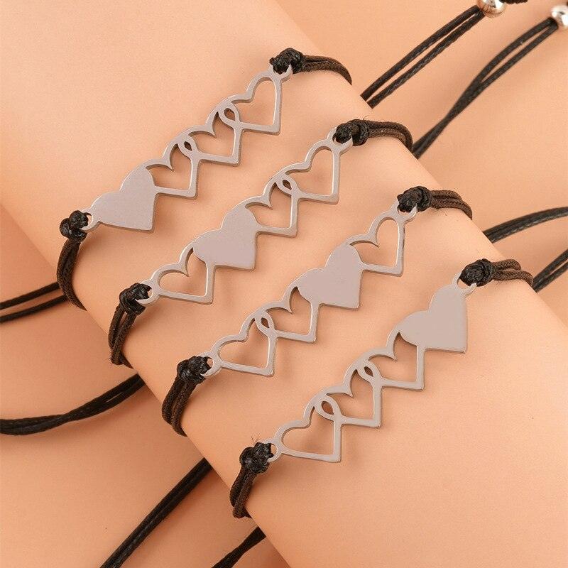 Lot de 4 bracelets pour sœurs, charismatiques, en forme de cœur, pour une amitié éternelle, en acier inoxydable, faits à la main, pour mère et fille, bracelets de vœux, ensemble de bracelets assortis avec breloque cœur pour femmes, sœurs, maman