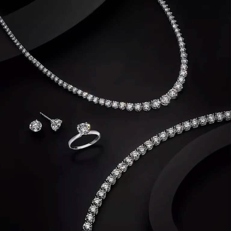 Bracelet tennis 5 carats en or blanc 14 carats avec diamants ronds brillants de laboratoire