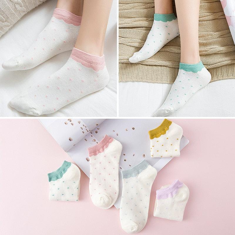 Lot de 5 paires de chaussettes courtes en coton pour femme, motifs chats mignons, imprimés animaux de dessin animé, chaussettes décontractées d'été, cœurs rouges, chaussettes amusantes à la cheville en pur coton pour hommes et femmes