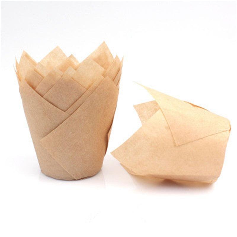 50 caissettes à cupcake style journal pour mariage, fête, moules à muffins, gobelets en papier, résistants à l'huile, enveloppes à gâteau, caissettes de cuisson, moules à muffins, supports à caissettes, couleurs marron, blanc et naturelles vives