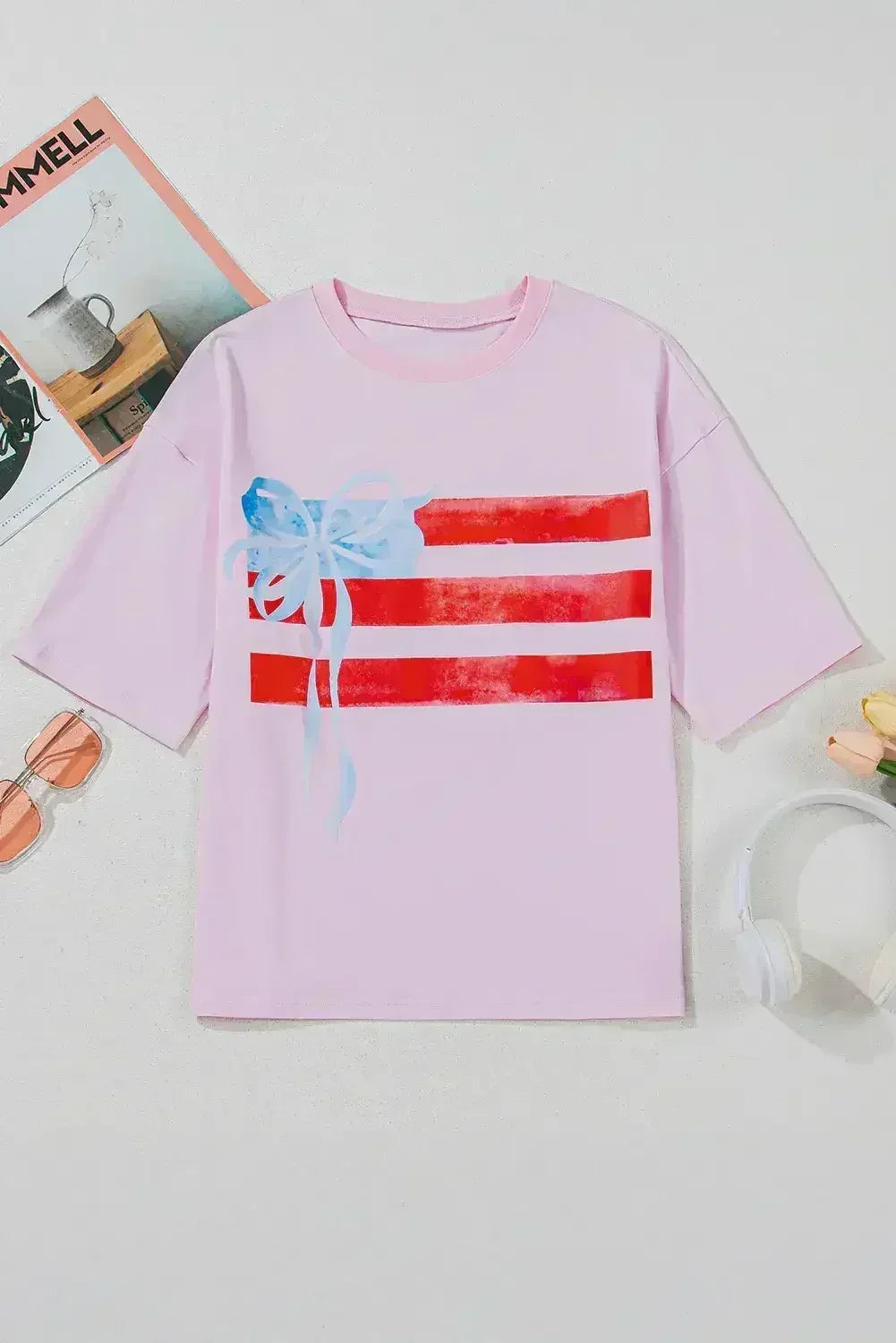 T-shirt col rond graphique White Flag Bow