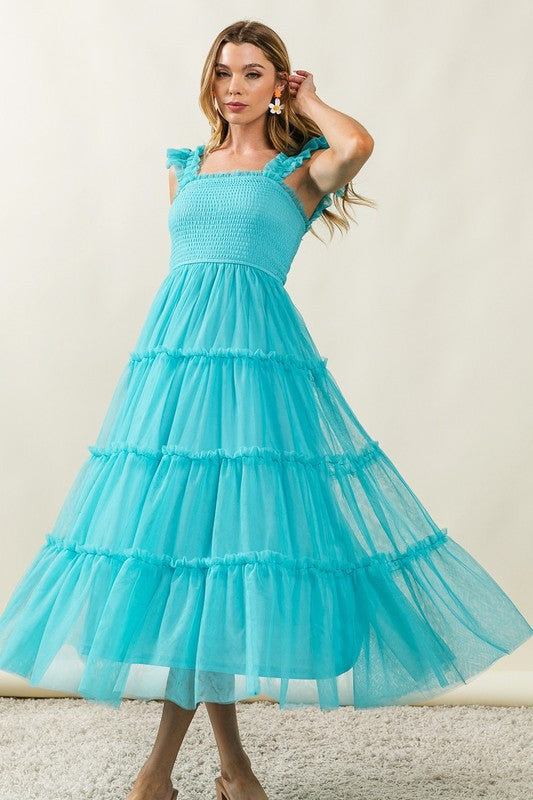 Robe midi étagée en tulle à volants pour femme – Design à volants aérien, élégant et romantique avec détails en tulle pour une silhouette féminine