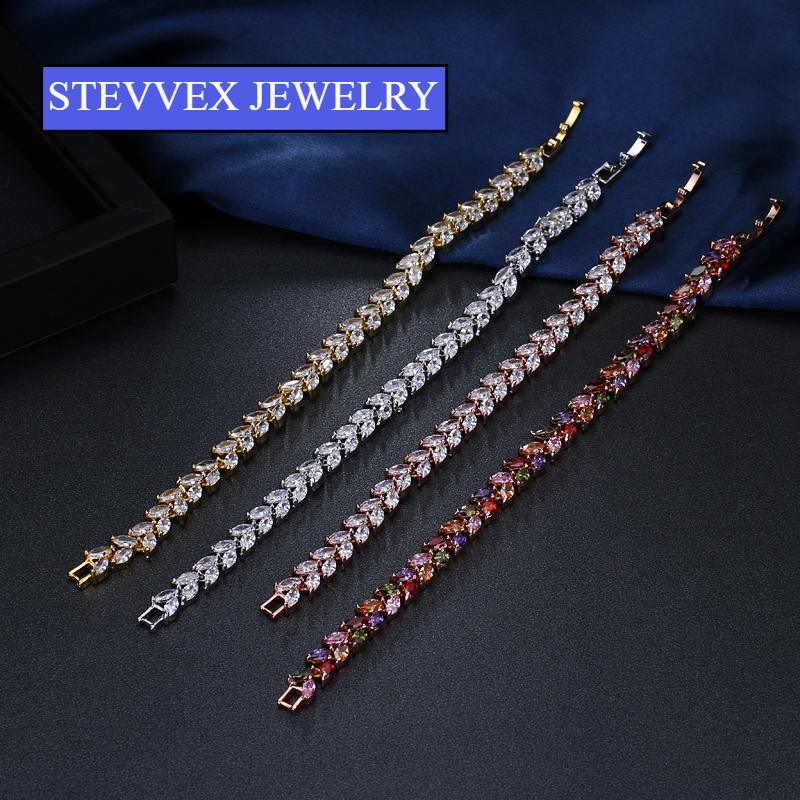 Bracelet de luxe en diamant brillant, breloque tendance, zircon cubique blanc AAA, quatre couleurs, feuille, bijoux pour femme, élégant cadeau de mariage et de fête