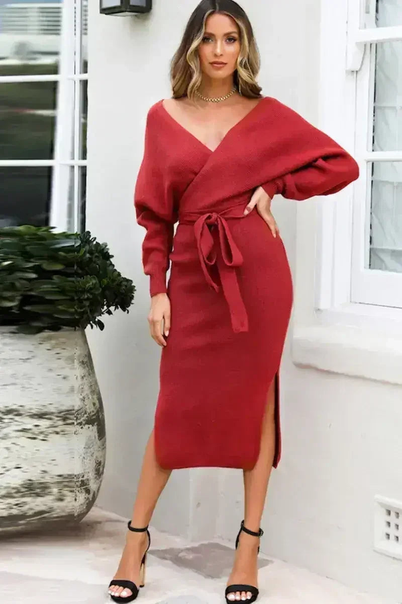 Robe pull fendue à la taille avec col cache-cœur et nœud