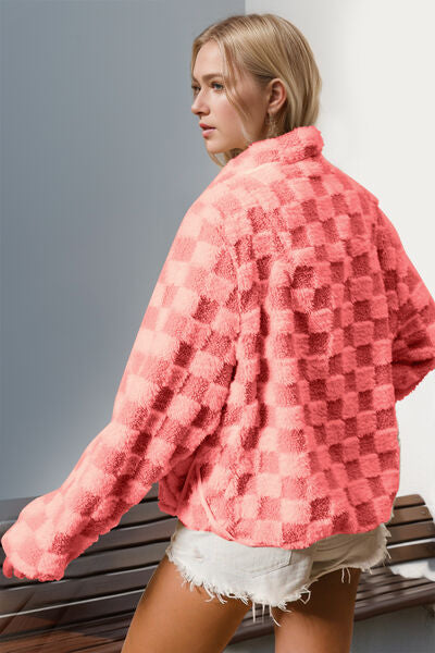 Veste douillette et tendance pour femme en tissu duveteux à carreaux à manches longues Double Take