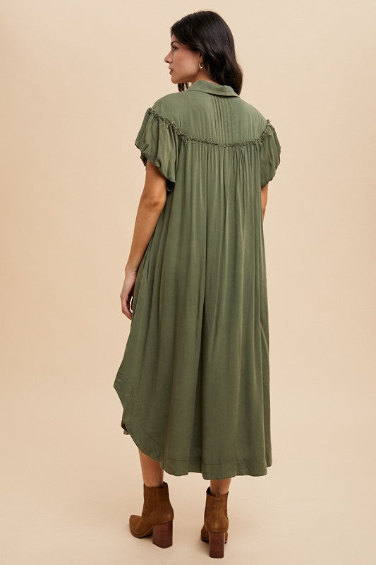 Robe chemise boutonnée à manches bouffantes délavée pour femmes – Robe boutonnée fluide et tendance avec manches bouffantes, délavée pour un look chic sans effort