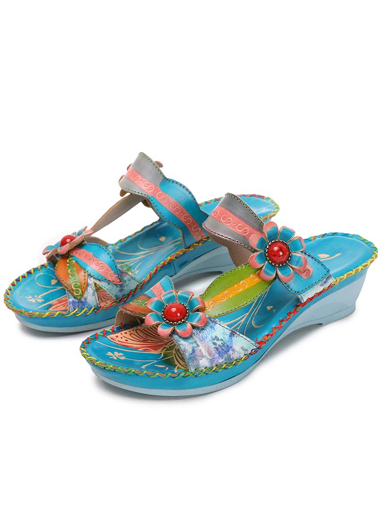 Sandales Gwen à motif floral en relief