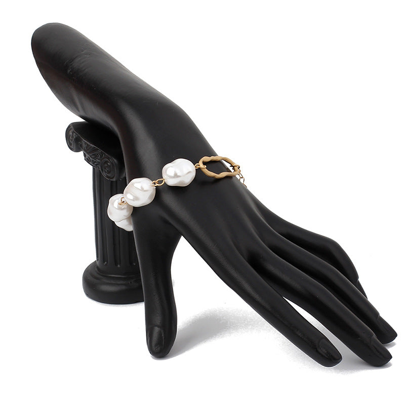 Nouveaux Bracelets à Maillons en Métal Doré Imitation Perles Faits à la Main pour Femmes Filles Fête d'Été Bijoux de Luxe Cadeau