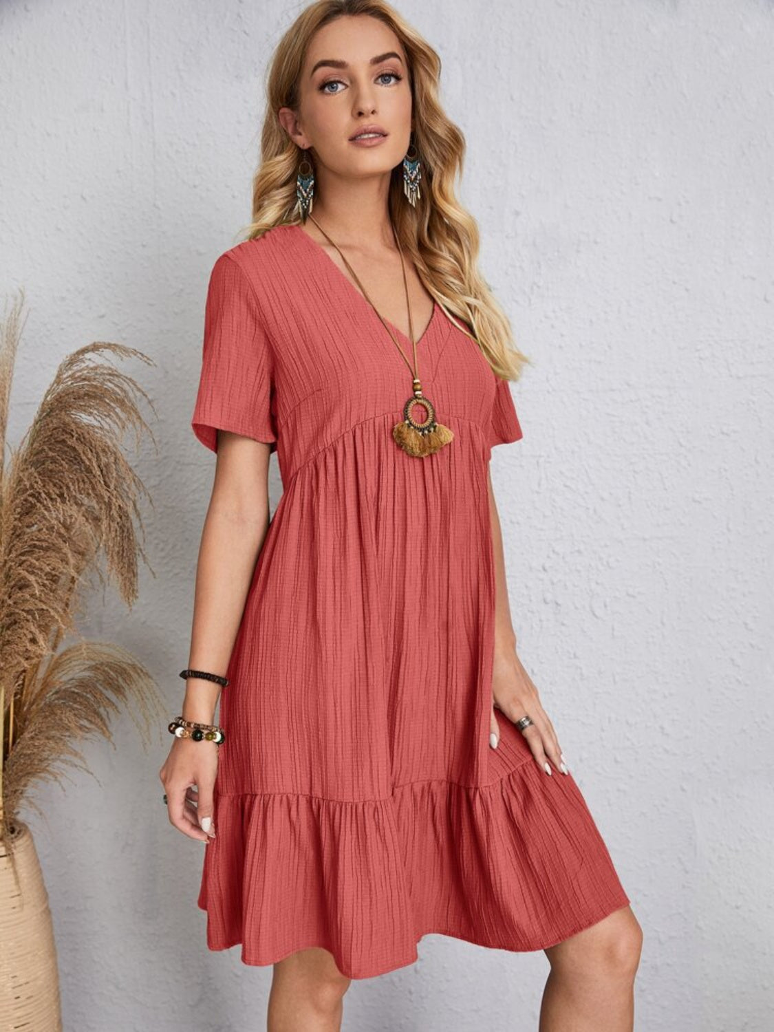 Robe Classique Col V Manches Courtes Décontractée et Confortable pour Femmes