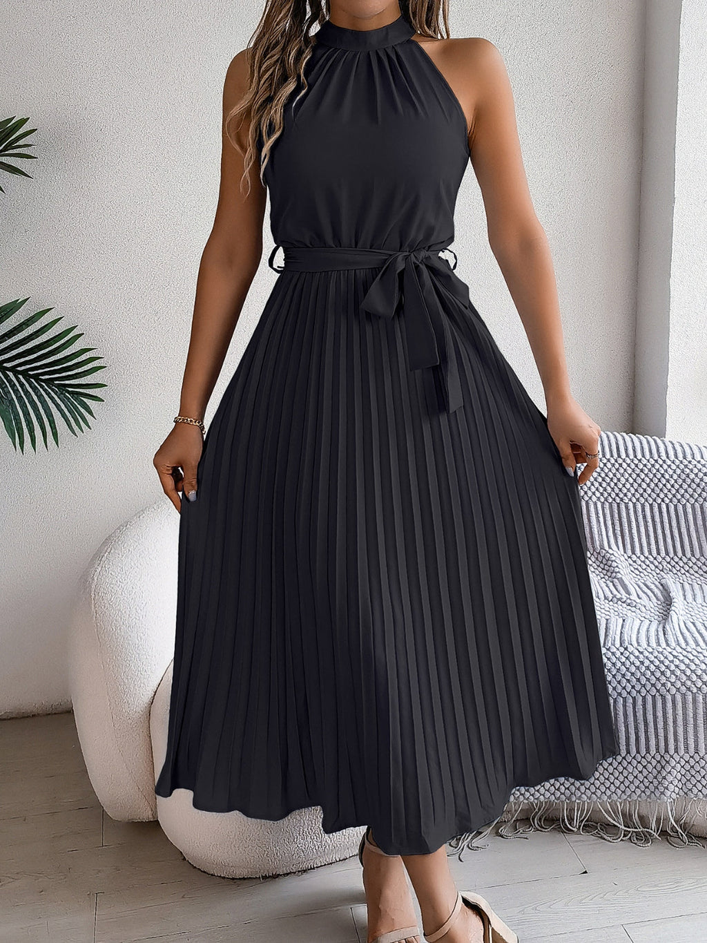 Jolie Robe Midi Rose sans Manches Élégante & Fluide pour Filles Magnifique Design