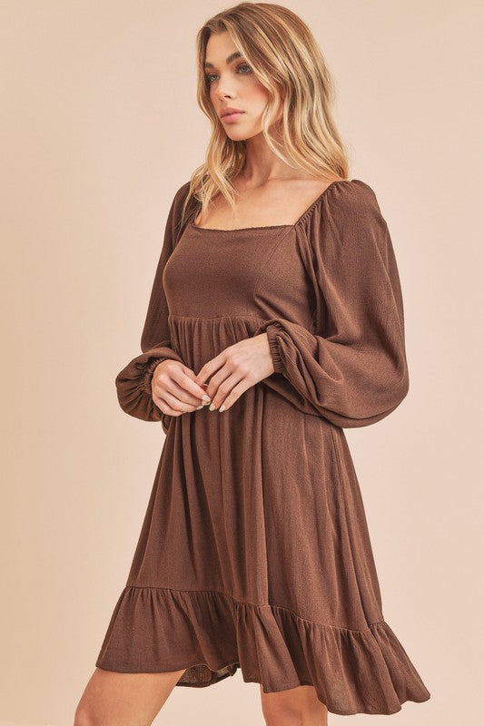 Nouvelle mini-robe à col carré, ourlet à volants et manches ballon pour femme – Tendance, élégante, féminine et à la pointe de la mode