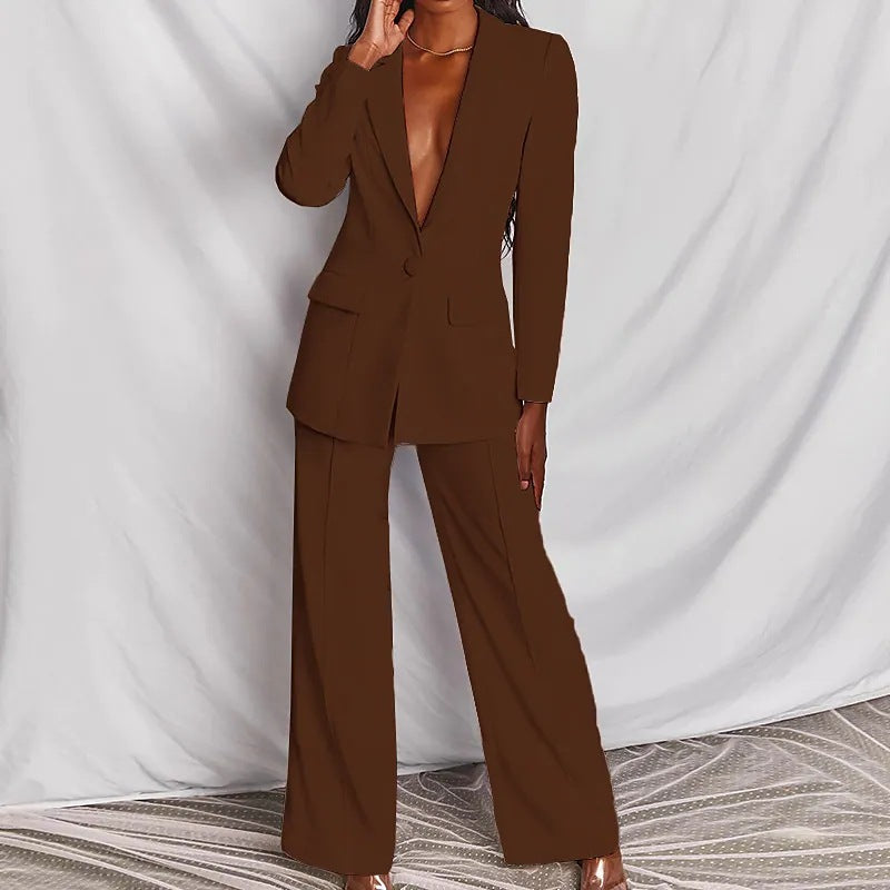 Blazer boutonné à revers et pantalon droit