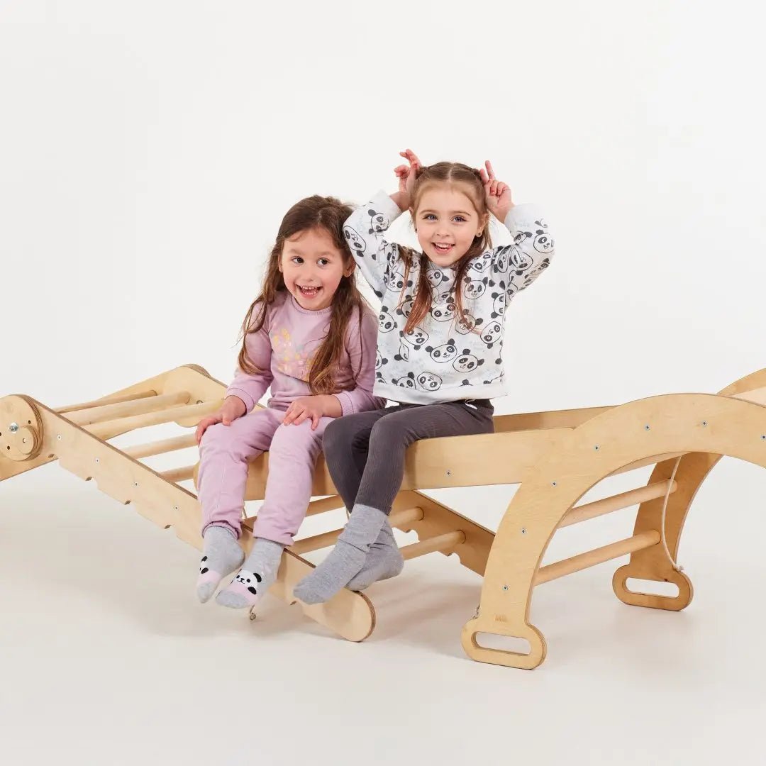 Ensemble d'escalade Montessori 5 en 1 : Échelle triangulaire + Arche d'escalade + Planche de glisse + Filet d'escalade + Module artistique