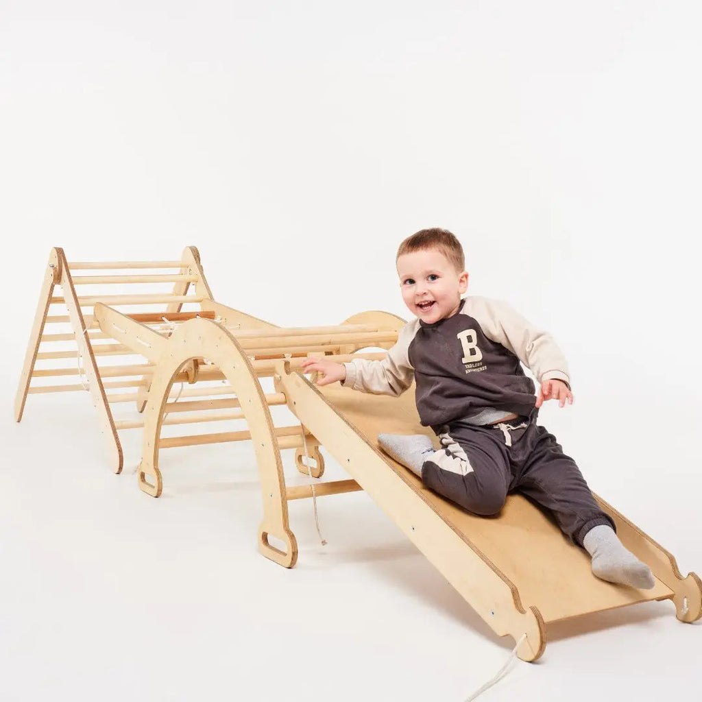 Ensemble d'escalade Montessori 5 en 1 : Échelle triangulaire + Arche d'escalade + Planche de glisse + Filet d'escalade + Module artistique