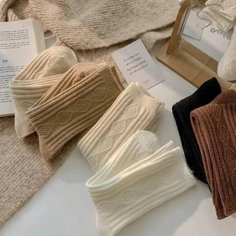 Lot de 6 paires de chaussettes épaisses et chaudes de couleur crème