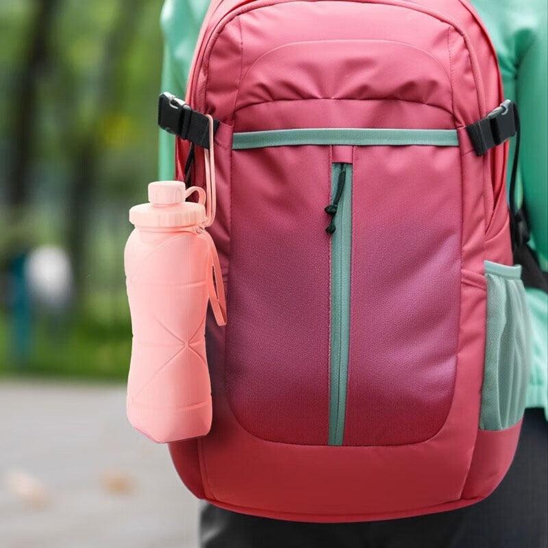600 ml gourde pliable en silicone grande capacité, gourde de sport légère, tasse d'eau portable pour voyage en extérieur, bouteille d'eau pliable en silicone, gourdes pliables en silicone pour le voyage, conception facile à transporter