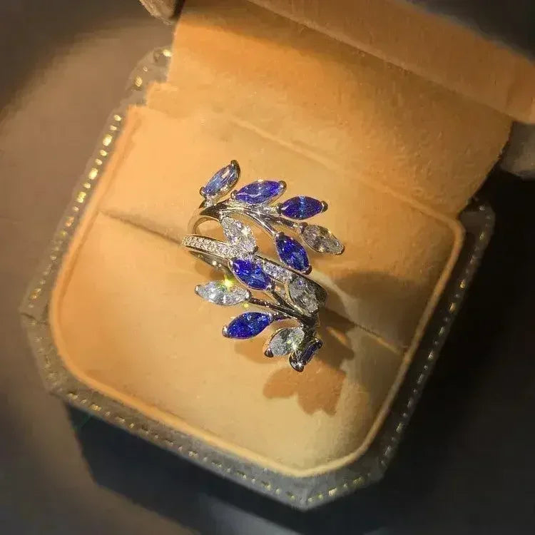 Bague Entourage Vigne Grappe de Fleurs Diamant à Haute Teneur en Carbone