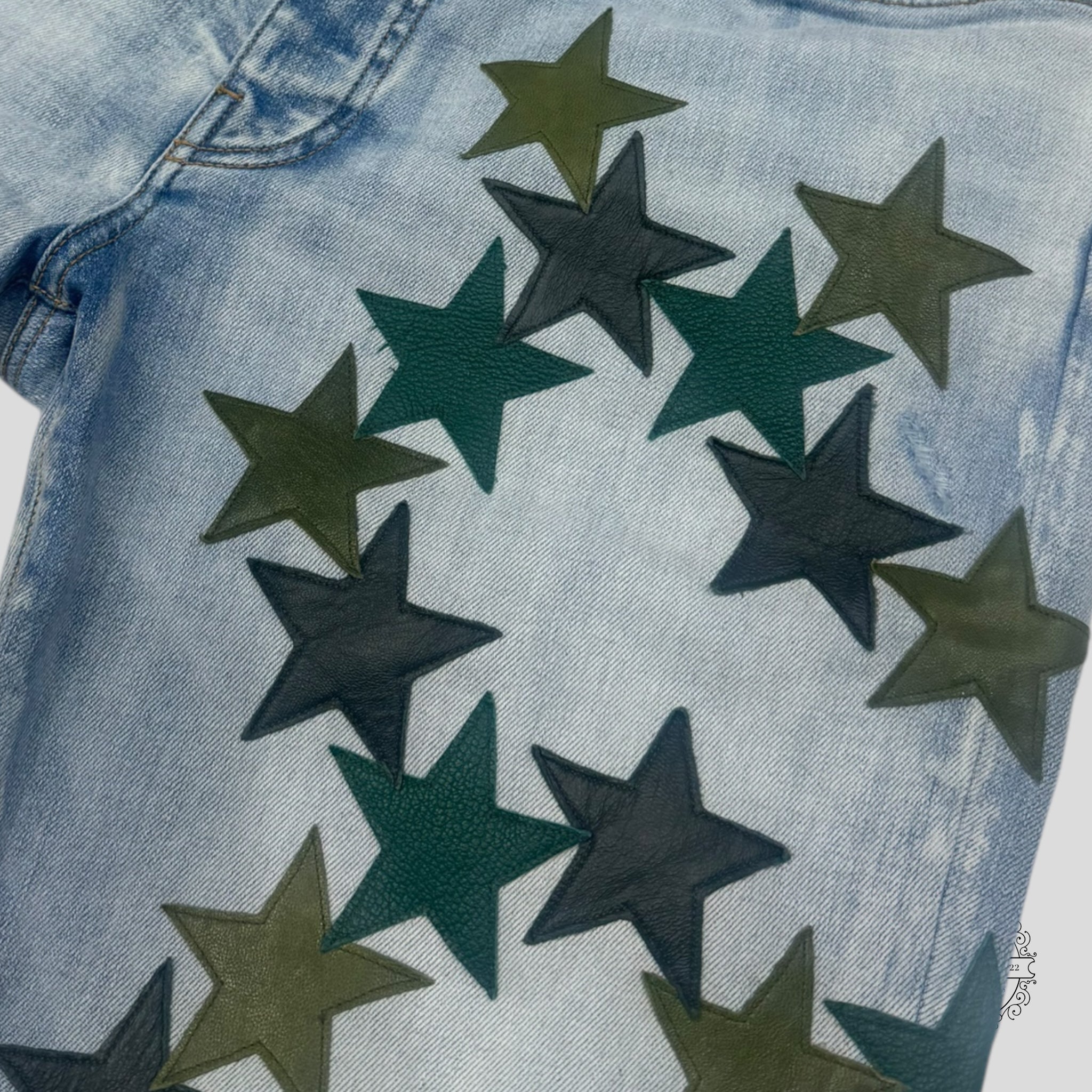 Jean Amiri Chemist Star Patch Indigo clair / Vert